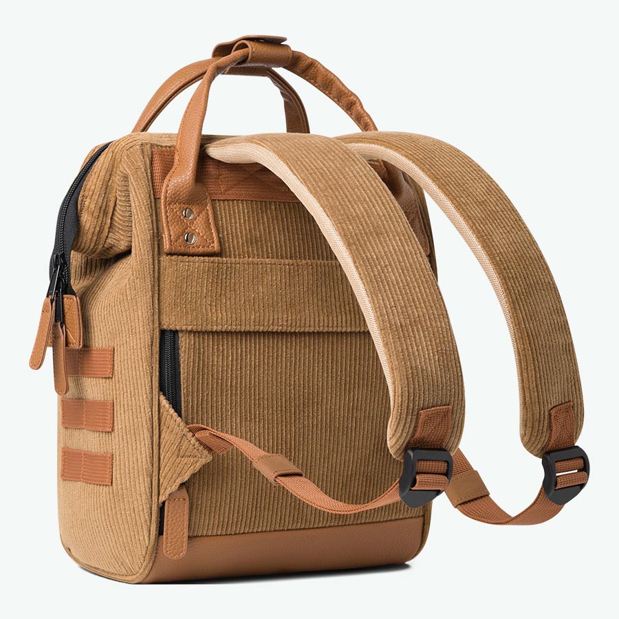 zaino adventurer piccolo dubai